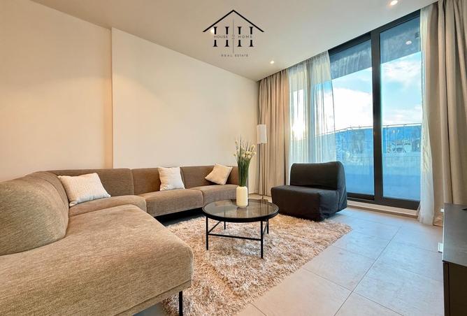 996912 - Property Image 2