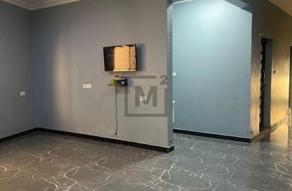 Apartment - 3 Bedrooms - 3 Bathrooms for rent in Hamad Town - Northern Governorate