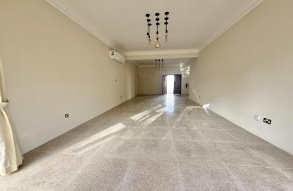 Villa - 3 Bedrooms - 3 Bathrooms for rent in Janabiya - Northern Governorate