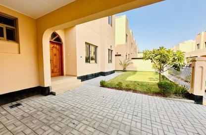 Villa - 4 Bedrooms - 5 Bathrooms for rent in Janabiya - Northern Governorate
