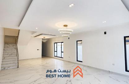 Villa - 4 Bedrooms - 5 Bathrooms for sale in Saar - Northern Governorate