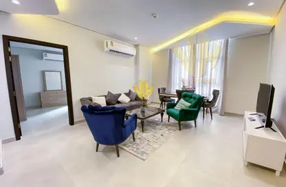 Apartment - 2 Bedrooms - 2 Bathrooms for rent in Mahooz - Manama - Capital Governorate