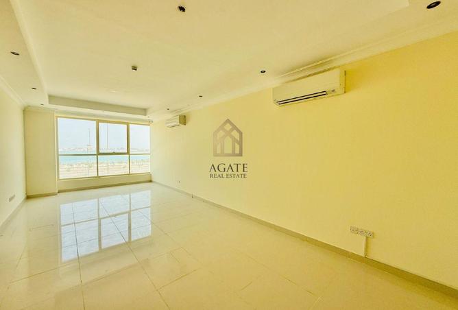 53523409 - Property Main Image