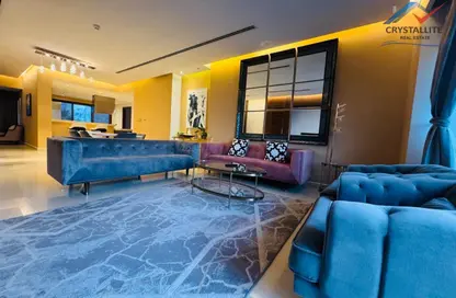 Apartment - 3 Bedrooms - 5 Bathrooms for rent in Reef Island - Capital Governorate