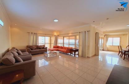 Penthouse - 4 Bedrooms - 4 Bathrooms for rent in Al Juffair - Capital Governorate