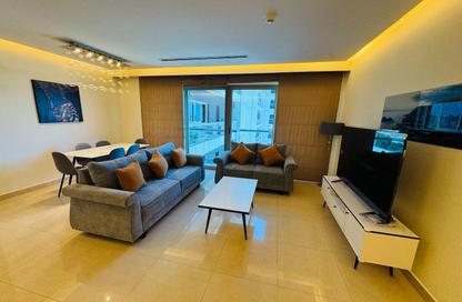 Apartment - 2 Bedrooms - 3 Bathrooms for rent in Reef Island - Capital Governorate