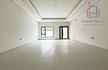 Villa - 5 Bedrooms - 7 Bathrooms for sale in Busaiteen - Muharraq Governorate