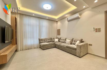 Apartment - 2 Bedrooms - 2 Bathrooms for rent in Janabiya - Northern Governorate