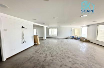 Show Room - Studio - 2 for rent in Salmabad - Central Governorate