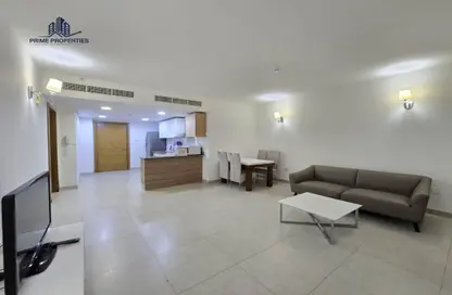 Apartment - Studio - 1 Bathroom for rent in Al Juffair - Capital Governorate