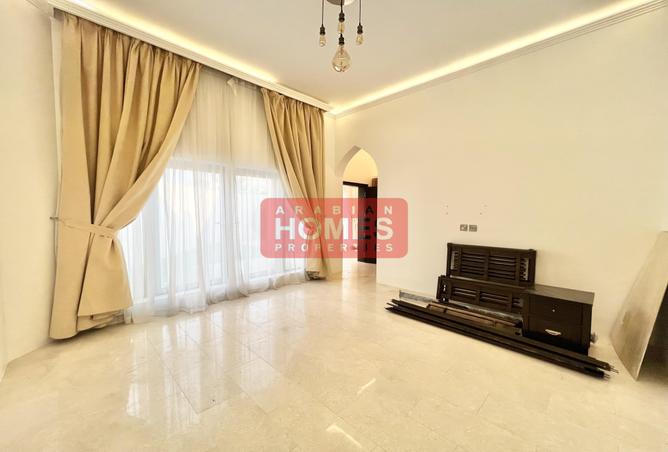 52956985 - Property Image 2