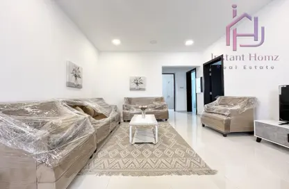 Apartment - 2 Bedrooms - 2 Bathrooms for rent in Al Burhama - Manama - Capital Governorate