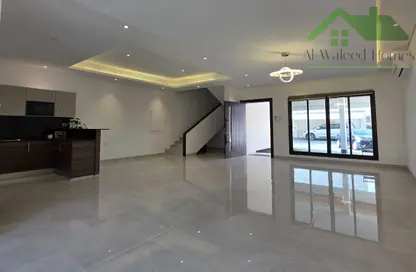 فيلا - 3 غرف نوم - 5 حمامات للايجار في البسيتين - المحرق