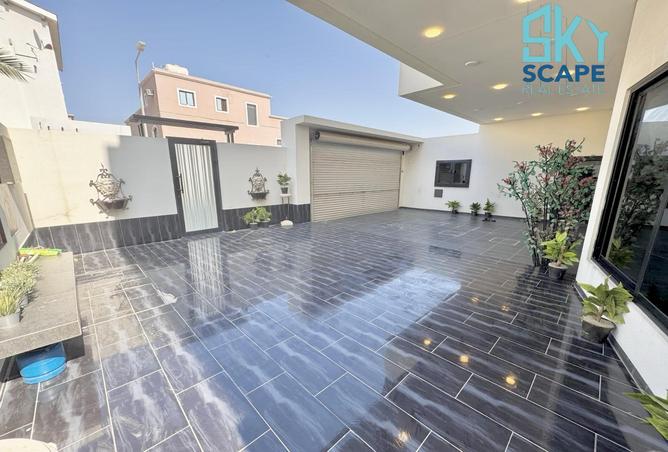 997614 - Property Image 2