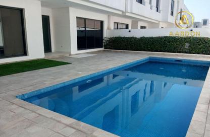 Villa - 4 Bedrooms - 4 Bathrooms for rent in Janabiya - Northern Governorate