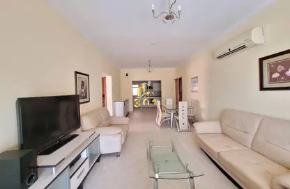 Apartment - 2 Bedrooms - 2 Bathrooms for rent in Al Burhama - Manama - Capital Governorate