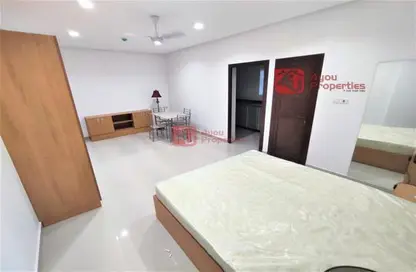 Apartment - Studio - 1 Bathroom for rent in Mahooz - Manama - Capital Governorate