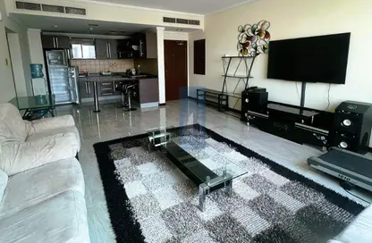 Apartment - 1 Bedroom - 2 Bathrooms for rent in Al Juffair - Capital Governorate