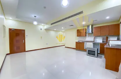 Apartment - 2 Bedrooms - 3 Bathrooms for rent in Zinj - Manama - Capital Governorate