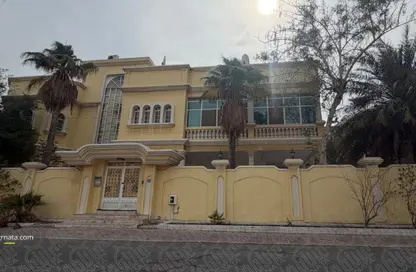 Villa - 7+ Bedrooms - 7+ Bathrooms for sale in Arad - Muharraq Governorate