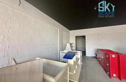 Retail - Studio for rent in Zinj - Manama - Capital Governorate