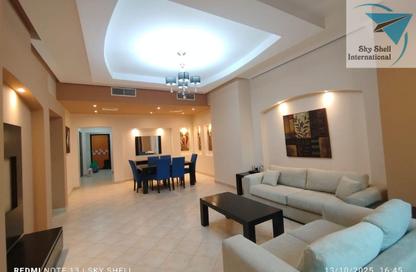 Apartment - 2 Bedrooms - 2 Bathrooms for rent in Al Burhama - Manama - Capital Governorate
