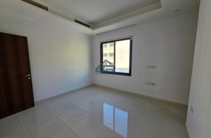 Office Space - Studio - 2 for rent in Seef - Capital Governorate