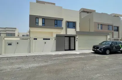 فيلا - 4 غرف نوم - 6 حمامات للبيع في الحد - المحرق