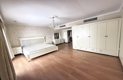 Villa - 4 Bedrooms - 4 Bathrooms for rent in Al Juffair - Capital Governorate