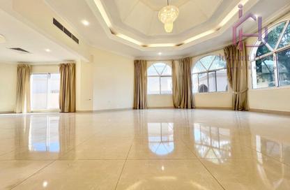 Villa - 4 Bedrooms - 4 Bathrooms for rent in Janabiya - Northern Governorate