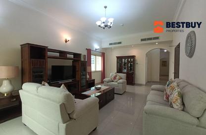 Apartment - 3 Bedrooms - 3 Bathrooms for rent in Al Juffair - Capital Governorate