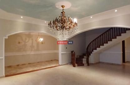 Villa - 5 Bedrooms - 4 Bathrooms for sale in Zinj - Manama - Capital Governorate