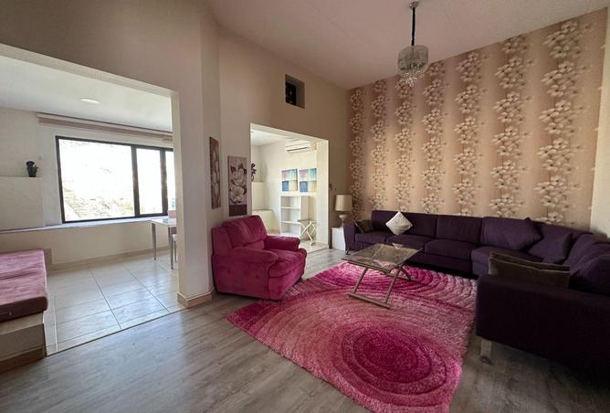 53033003 - Property Image 2