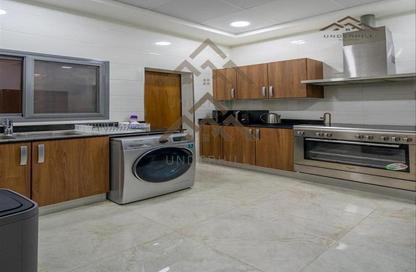 Apartment - 3 Bedrooms - 3 Bathrooms for rent in Hidd - Muharraq Governorate