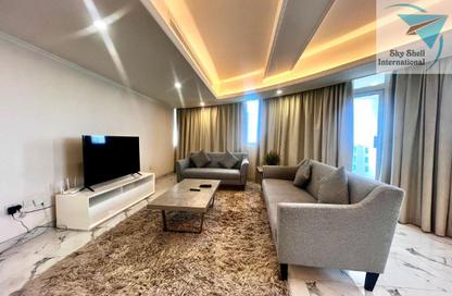 Apartment - 2 Bedrooms - 3 Bathrooms for rent in Al Juffair - Capital Governorate