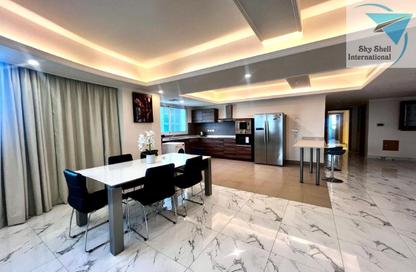 Apartment - 2 Bedrooms - 3 Bathrooms for rent in Al Juffair - Capital Governorate