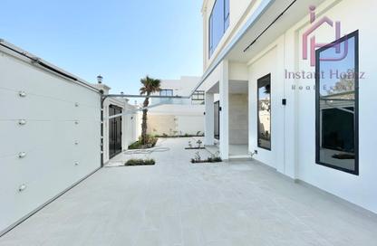Villa - 4 Bedrooms - 5 Bathrooms for sale in Bu Quwah - Northern Governorate