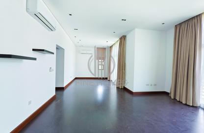 Compound - 4 Bedrooms - 4 Bathrooms for rent in Hamala - Northern Governorate