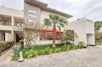 Villa - 4 Bedrooms - 5 Bathrooms for rent in Saar - Northern Governorate