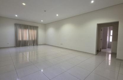 عمارة بالكامل - 7+ - 7+ للايجار في الرفاع - المحافظة الجنوبية