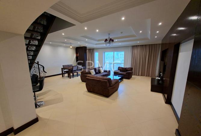 999803 - Property Image 3