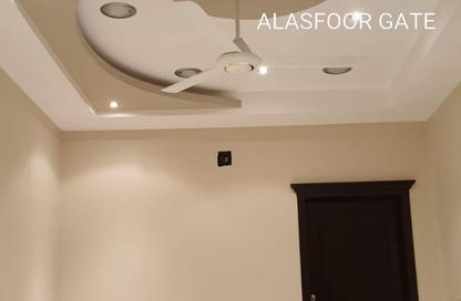 Apartment - 2 Bedrooms - 2 Bathrooms for rent in Karbabad - Manama - Capital Governorate Apartment - 2 Bedrooms - 2 Bathrooms for rent in Karbabad - Manama - Capital Governorate