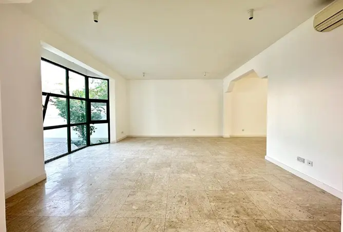 58082610 - Property Image 2