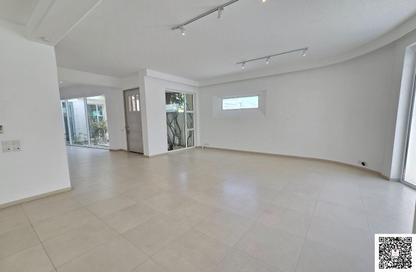 Villa - 4 - 5 for rent in Adliya - Manama - Capital Governorate Villa - 4 - 5 for rent in Adliya - Manama - Capital Governorate