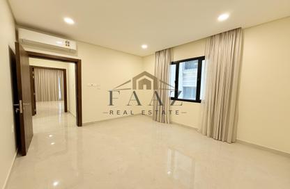 Apartment - 2 - 2 for rent in Al Burhama - Manama - Capital Governorate
