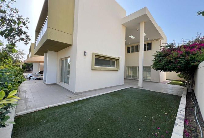 53433350 - Property Main Image