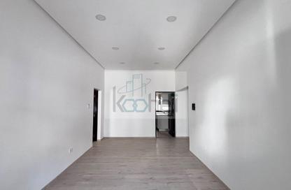 Villa - 4 - 4 for rent in Salmaniya - Manama - Capital Governorate