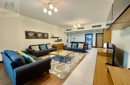 Apartment - 3 Bedrooms - 4 Bathrooms for rent in Al Juffair - Capital Governorate
