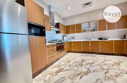Penthouse - 3 Bedrooms - 5 Bathrooms for rent in Seef - Capital Governorate