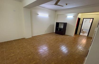 Apartment - 2 Bedrooms - 2 Bathrooms for rent in Hoora - Capital Governorate